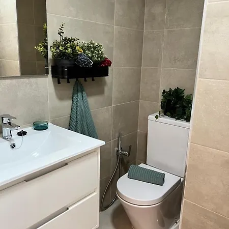Bnbook Medea 2 Aparthotel