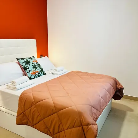 Bnbook Medea 2 Aparthotel *