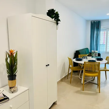 Bnbook Medea 2 Aparthotel