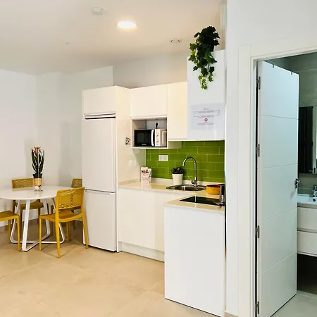 Aparthotel Bnbook Medea 2